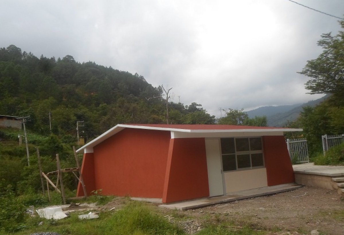 Aula didáctica en estructura regional, El Aguacate
